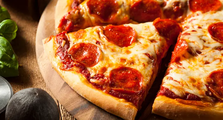 Pizza at Casa Montagna